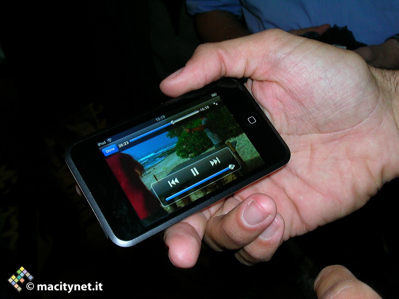 ipod_touchvideo2comandi.jpg