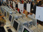 Expo Parigi 2002: Apple, le macchine e gli umani