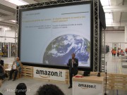 Amazon scommette sull’Italia: a Piacenza un centro distribuitivo da record
