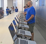 Apple store Bologna: visita guidata all’interno dello Store, seconda galleria fotografica
