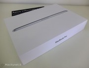 L’unpackaging italiano del primo MacBook Pro Retina