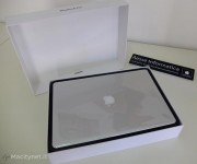 L’unpackaging italiano del primo MacBook Pro Retina
