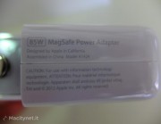 L’unpackaging italiano del primo MacBook Pro Retina