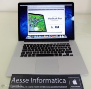 L’unpackaging italiano del primo MacBook Pro Retina