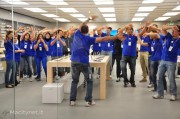 Apple Store Il Leone: fotogallery dell’allestimento e della festa di inaugurazione