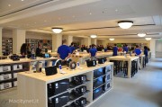Apple Store Torino, la galleria fotografica degli interni