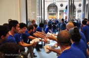 Apple Store Torino: una grande folla per l’inaugurazione
