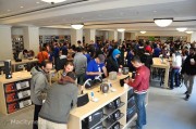 Apple Store Torino: una grande folla per l’inaugurazione
