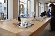 Apple Store Torino: una grande folla per l’inaugurazione