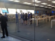 Apple Store Catania e il lancio di iPhone 5: la fila prima di entrare