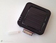 Solar Battery Charger BS 140 di SBS energia iPhone e iPod sempre e dovunque