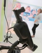 Visto @ IFA 2012: il kit TomTom Kit vivavoce pronto per iPhone 5 e il software sempre più social