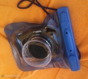 La custodia impermeabile per fotocamera di AnyCast Solutions in prova