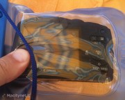 La custodia impermeabile per fotocamera di AnyCast Solutions in prova