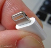 In prova l’accessorio più piccolo e utile per iPhone 5 e nuovi iPod touch: l’adattatore da Lightning a micro USB