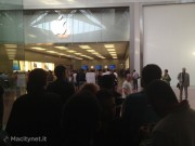 Apple Store Catania e il lancio di iPhone 5: la fila prima di entrare