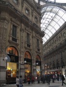 Niente Apple Store in Galleria del Duomo a Milano, l’offerta della Mela battuta alle buste