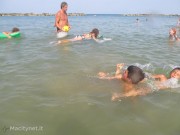 La custodia impermeabile per fotocamera di AnyCast Solutions in prova