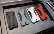 CES 2013: Ampjacket raddoppia la potenza di iPhone e iPad con una custodia-cassa armonica