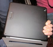 CES 2013: Belkin Thunderstorm, amplificatore dock per iPad, supersottile e con suono potente