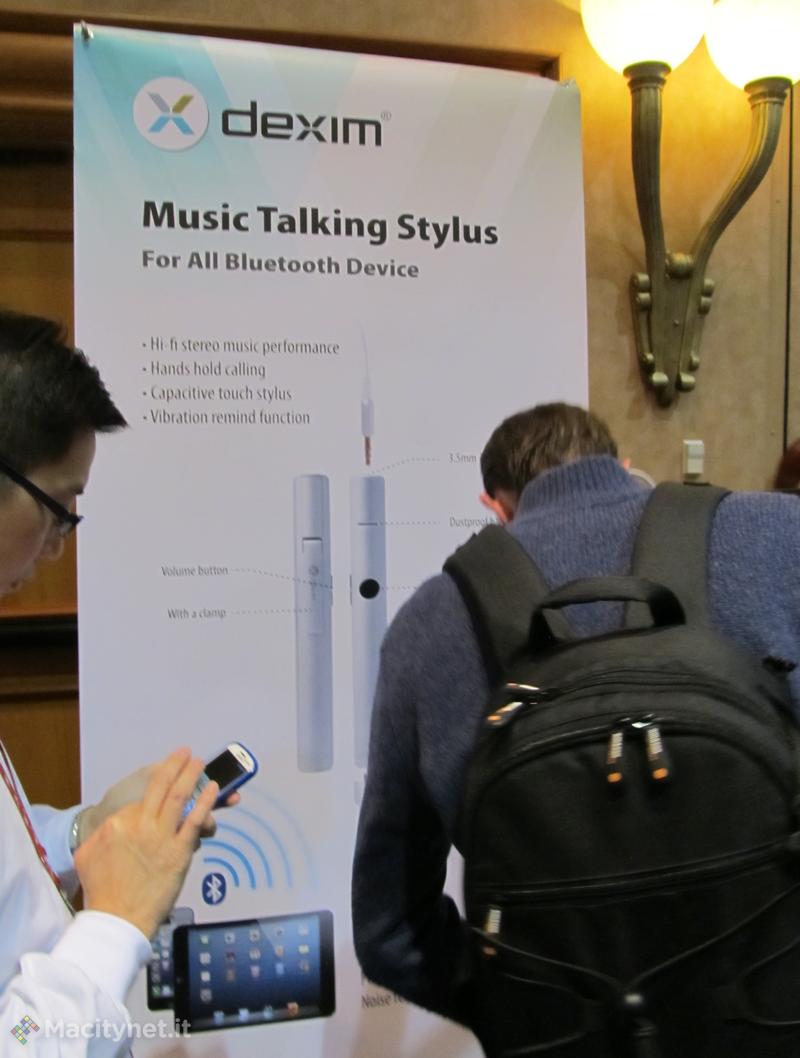 CES 2013: Dexim Music Talking è lo stilo Bluetooth che riproduce musica e riceve chiamate