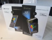 CEBIT 2012: Aiptek, i proiettori tascabili per iPhone che sono anche caricabatterie