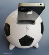 Aiino mi-football dock per iPod: la recensione del più classico dei dock divertenti