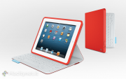 iPad in stile Microsoft Surface con la nuova Logitech FabricSkin Keyboard Folio