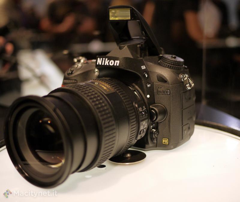 Photokina: Nikon punta sulle performance; spazio anche alla D600