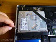 Metti il turbo al Mac con l’SSD – Parte 2 rimuovere il Superdrive e installare Optibay