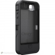 OtterBox presenta la cover resistente che ricarica da sola iPhone