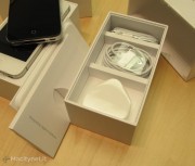 Nuovo iPhone 4S, le prime immagini dell’unpackaging