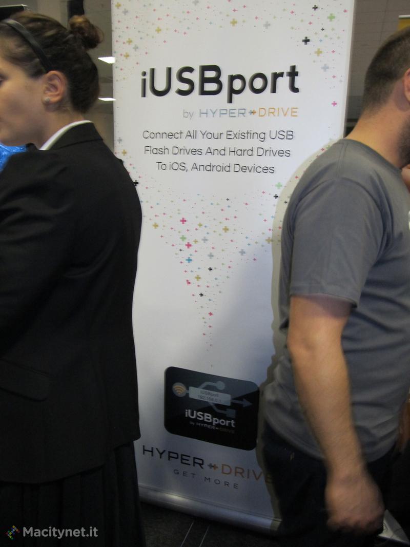 IFA 2012, iUSBport trasforma dischi USB in unità  wireless per iOS