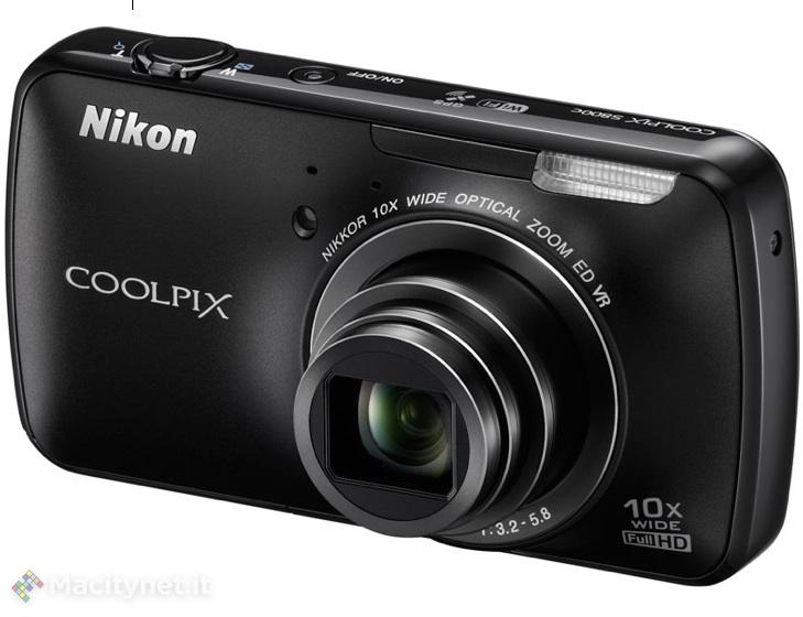 Nikon Coolpix S800c, ecco la fotocamera Nikon con Android
