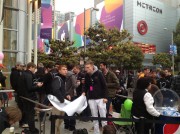 La lunga fila per il Keynote WWDC 2013: il video e le foto esclusive di Macitynet