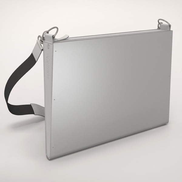 Flap: la custodia in alluminio anodizzato per trasportare e usare MacBook Air e Ultrabook