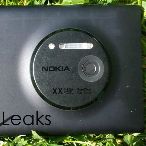 Nokia EOS, avvistato lo smartphone WP con fotocamera PureView