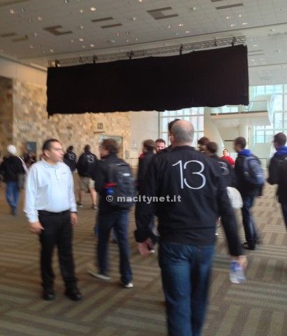 wwdc 13 striscioni oscurati