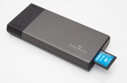 Con MobileLite Wireless si collegano chiavette USB e SD ad iPhone e iPad