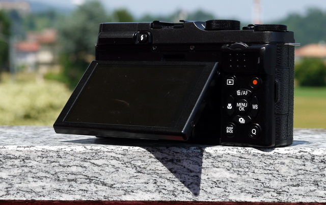 Fujifilm X-M1: la recensione della mirrorless entry level di Fuji Fujifilm X-M1