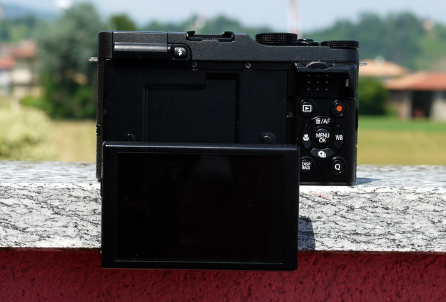 Fujifilm X-M1: la recensione della mirrorless entry level di Fuji Fujifilm X-M1