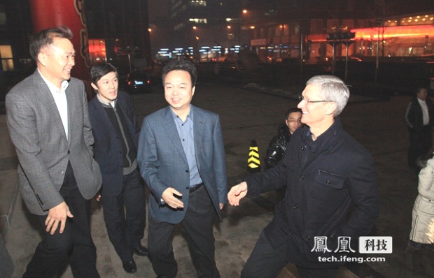 Tim Cook in Cina: la visita in preparazione del lancio dei nuovi iPhone?