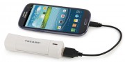 Tucano Power Bank: la batteria tascabile che funge da sostegno per iPhone
