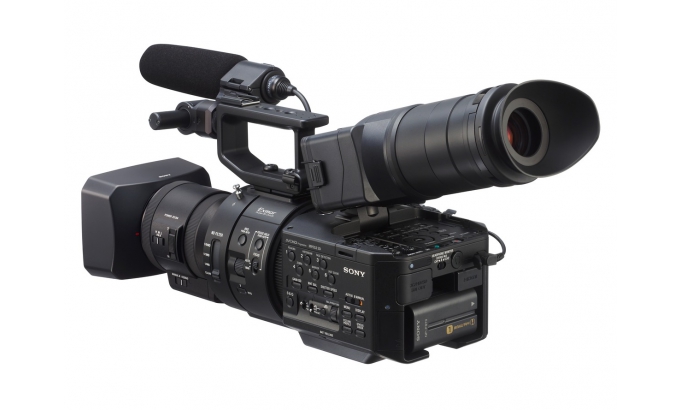 Sony NEX-FS700, nuove camcorder professionali con registrazione RAW 4K/2K