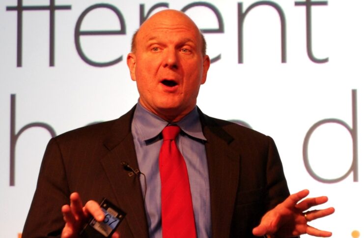 Steve Ballmer, il giorno dell'addio tra lacrime e Dirty Dancing