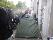 Aspettando l’iPhone 5s a Berlino, tra letti a baldacchino, anziani curiosi e Vodka