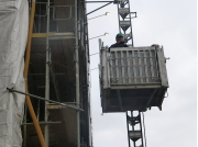 Apple Store Berlino: ecco i nuovi iPhone 5c in attesa dell’ingresso