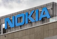 Avvistato online un tablet Nokia mammut da 18,4 pollici Microsoft compra gli smartphone Nokia per la battaglia dei titani