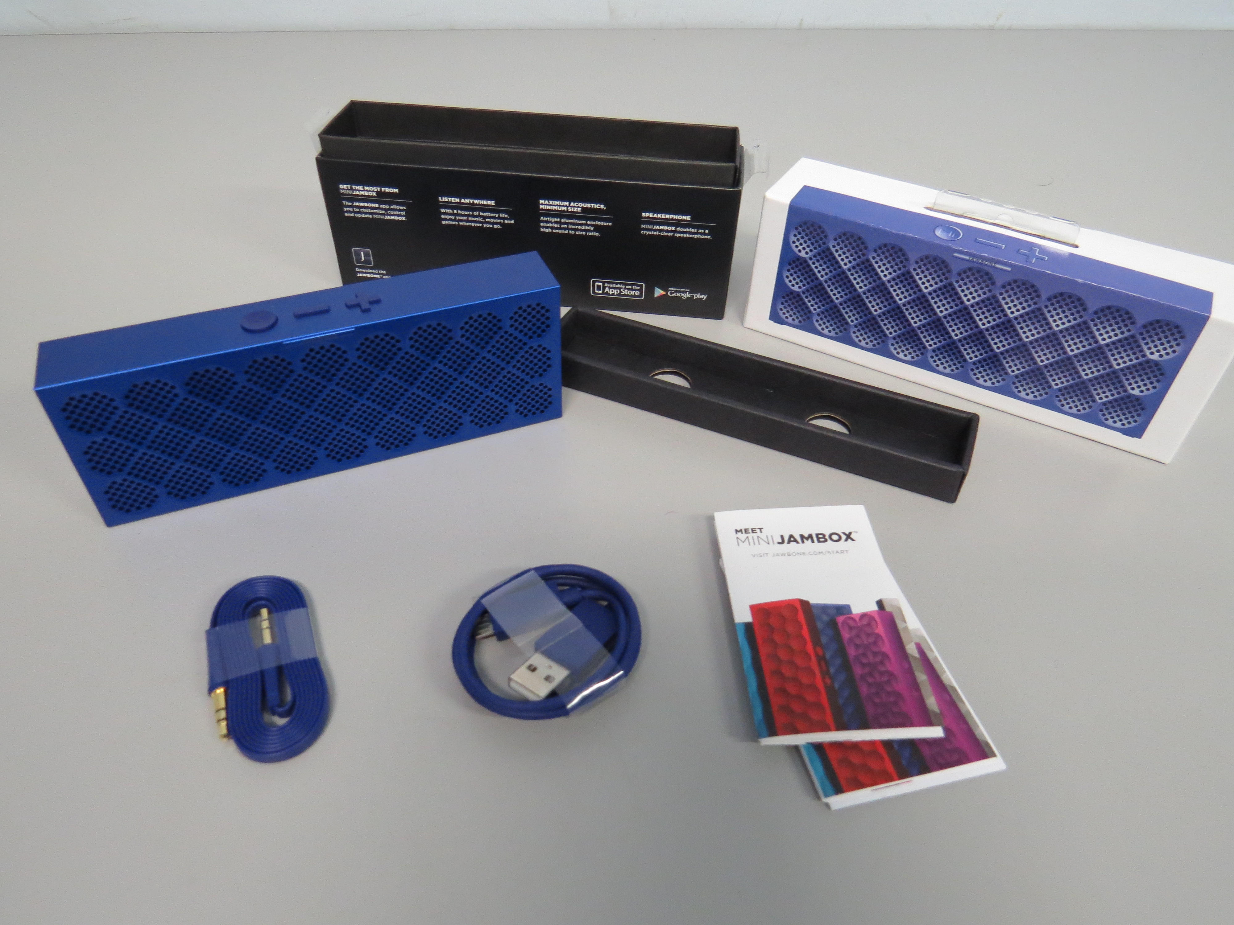 Recensione Mini Jambox, la cassa Bluetooth tascabile che punta tutto