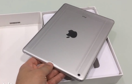 iPad Air unboxing video
